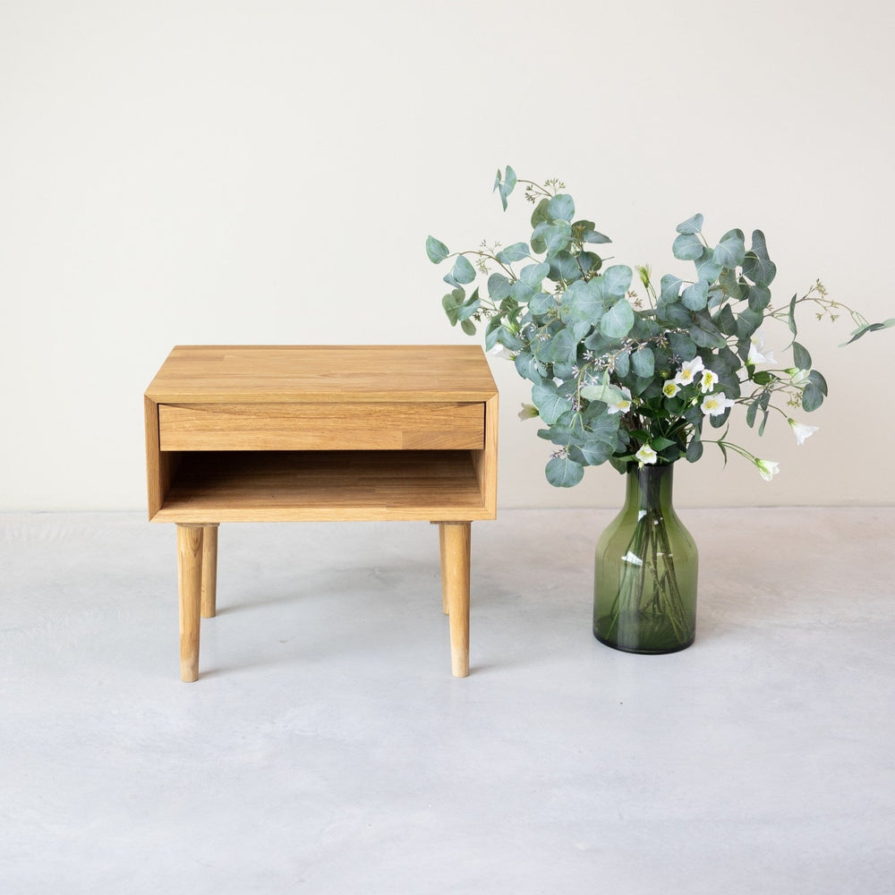 NordicStory Mesita de noche de madera maciza de roble