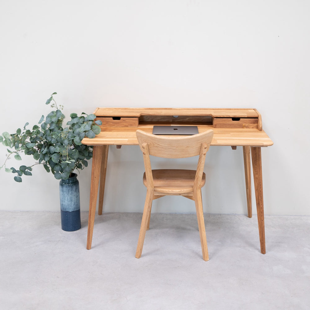 Mesa escritorio de madera maciza de roble Ana, 120 x 65 x 84,5 cm. | NordicStory