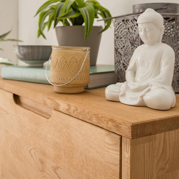 Aparador Cómoda de madera maciza roble Escandi 3