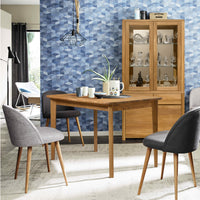  NordicStory, mobiliario escandinavo, nórdico, muebles de salón, madera maciza de roble, mesa extensible, vitrina, silla de comedor