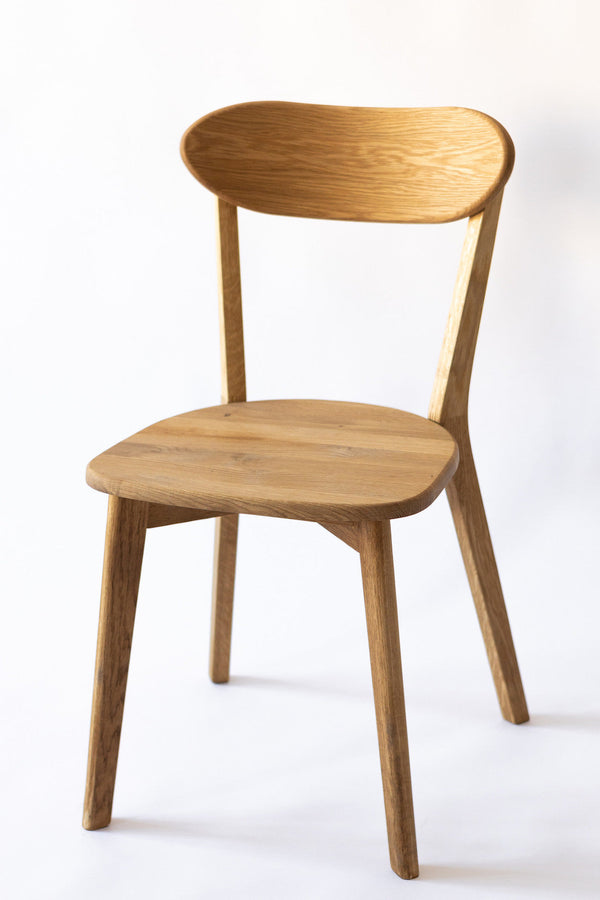 Pack de 2 o 4 Sillas de Comedor de Madera Maciza de Roble Isku | NordicStory