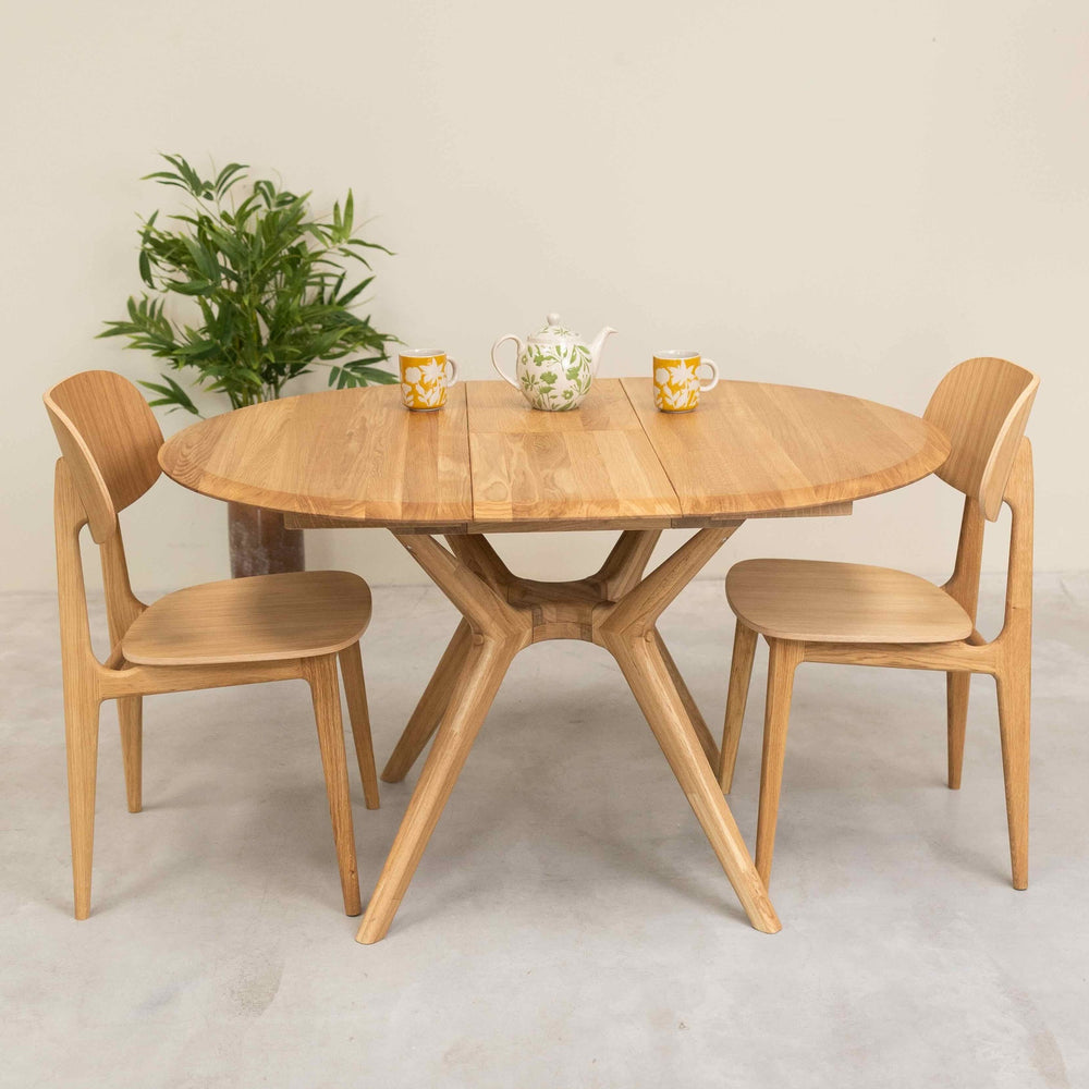 Ronde uitschuifbare eettafel in massief eiken Carmen | NordicStory