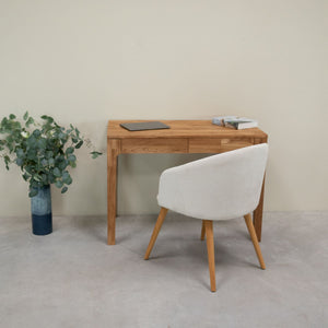 Axel I solid oak desk | NordicStory