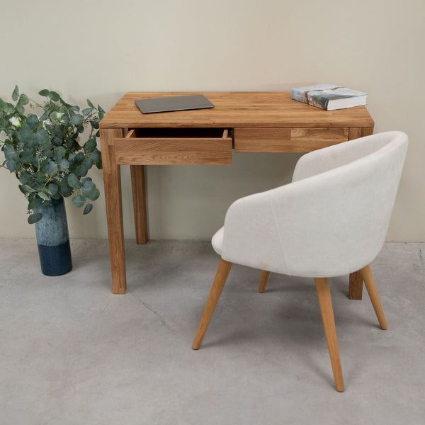 Axel I solid oak desk | NordicStory