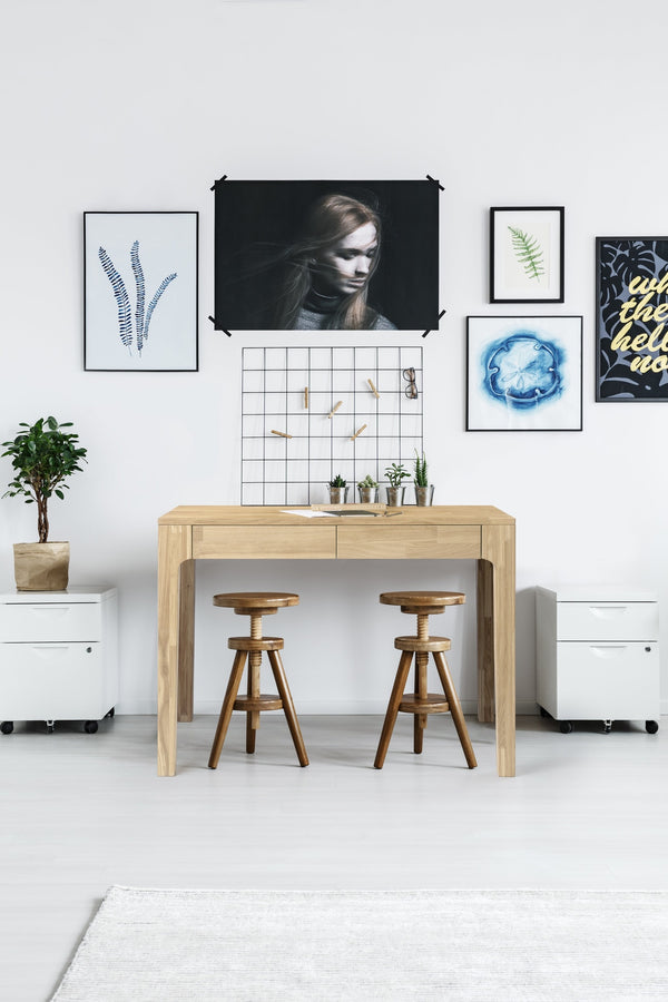 Axel I solid oak desk | NordicStory