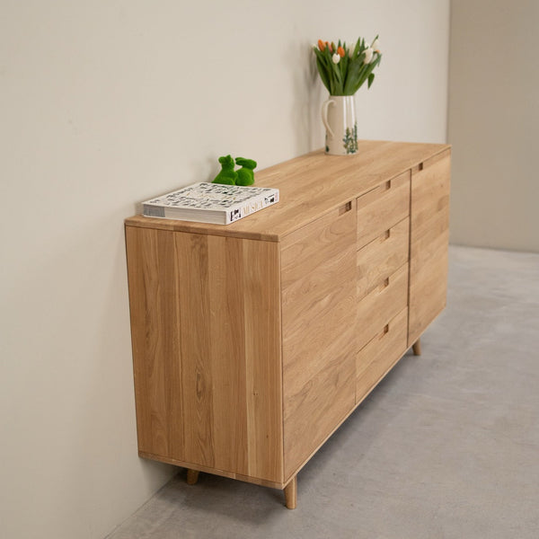 Credenza in rovere massiccio Escandi Atelier | NordicStory