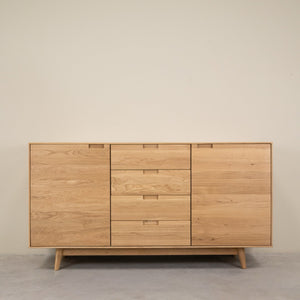 Credenza in rovere massiccio Escandi Atelier | NordicStory