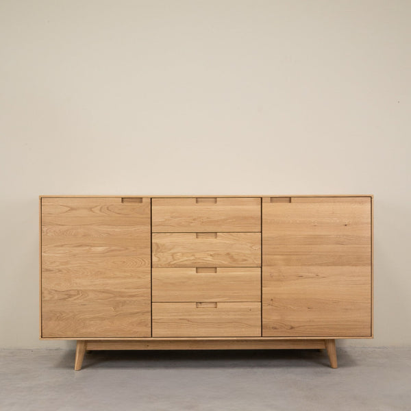 Credenza in rovere massiccio Escandi Atelier | NordicStory