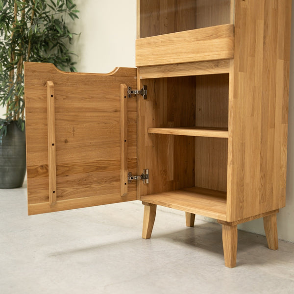 Vetrina in rovere massiccio Milan 1 | NordicStory