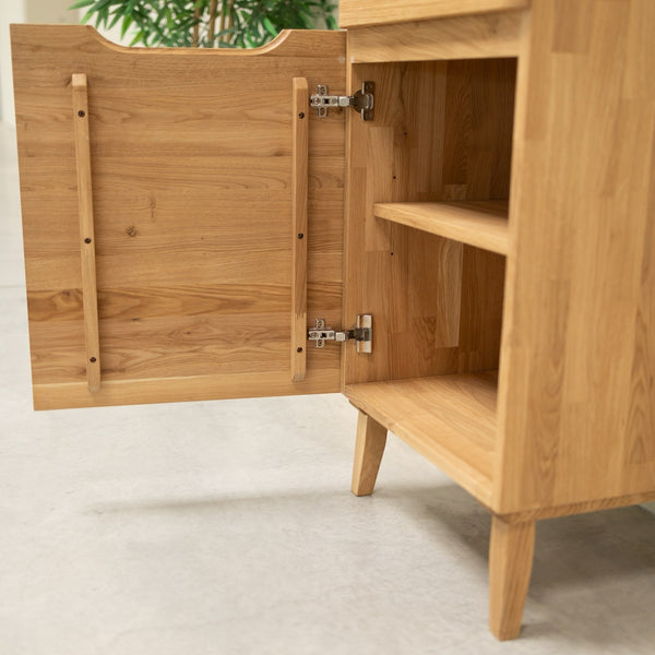 Vetrina in rovere massiccio Milan 1 | NordicStory