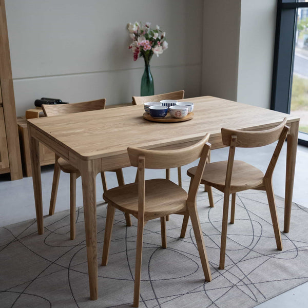 Mesa de jantar extensível em madeira maciça de carvalho BERGAMO | NordicStory