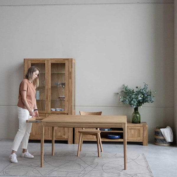 Mesa de jantar extensível em madeira maciça de carvalho BERGAMO | NordicStory