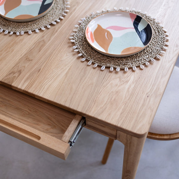 Mesa de jantar extensível em madeira maciça de carvalho BERGAMO | NordicStory