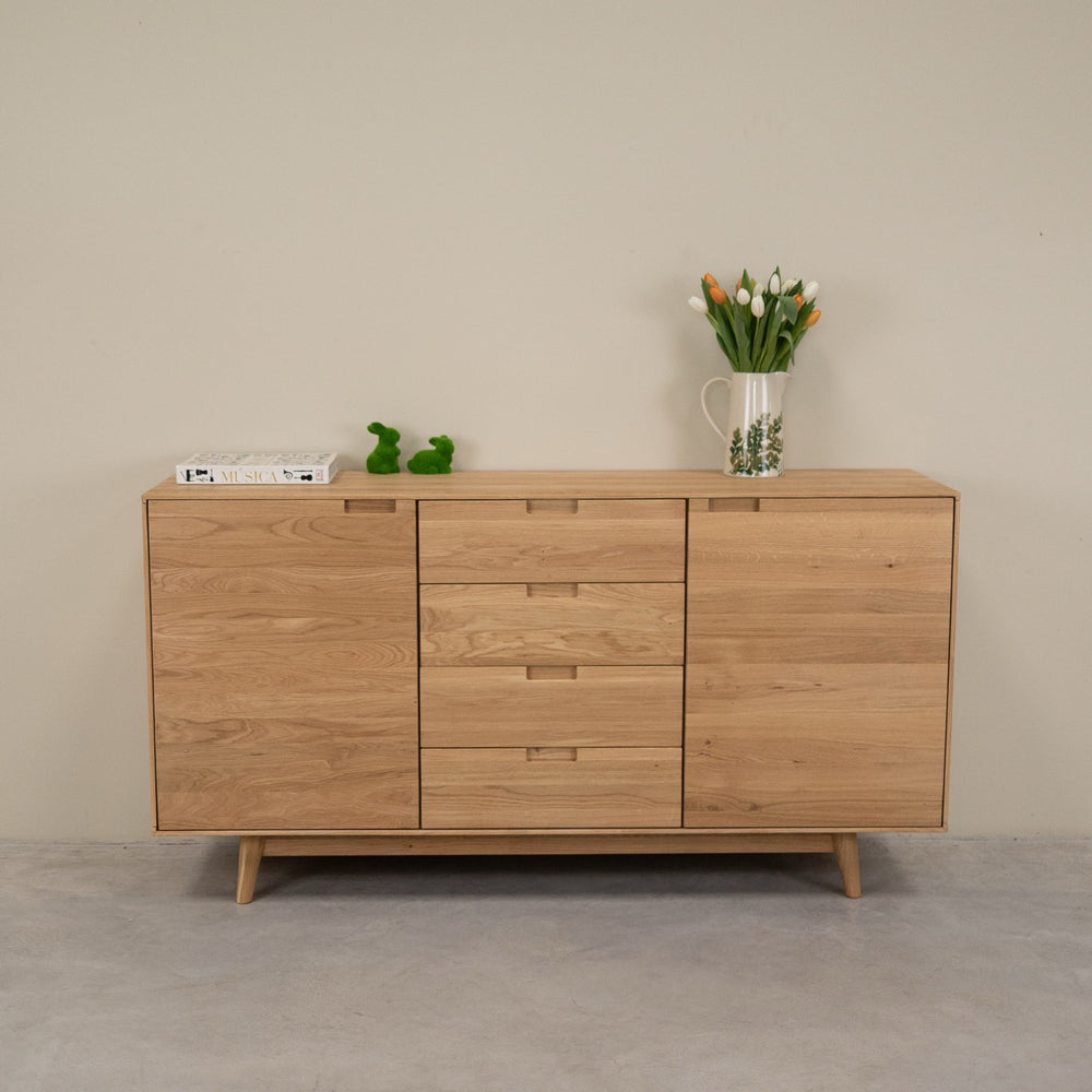 Massief eikenhouten dressoir van Escandi Atelier | NordicStory
