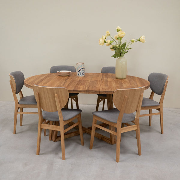 Pack de 2 o 4 Sillas de Comedor Nova, Estructura de Madera Maciza de Roble, Tapizado | NordicStory