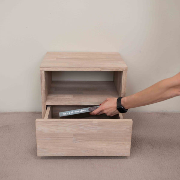 Mesita de noche de madera maciza de roble Denmark | NordicStory