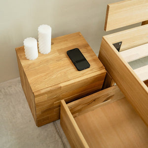 Comodino in legno massello di rovere Denmark 2 | NordicStory