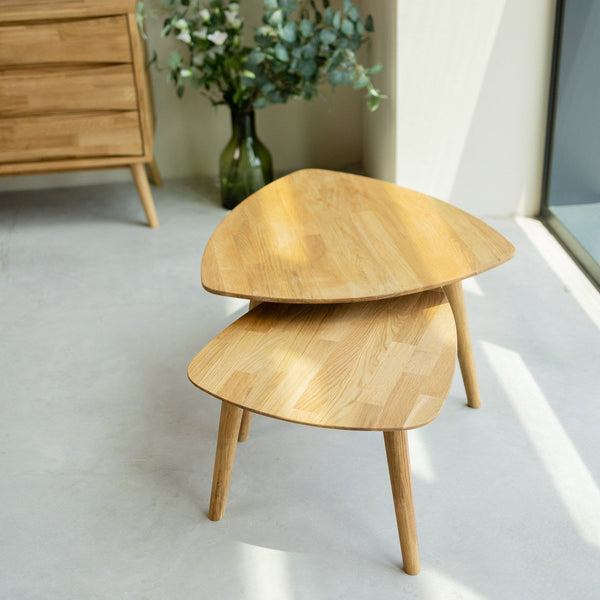 Escandi 2 stackable solid oak coffee tables | NordicStory