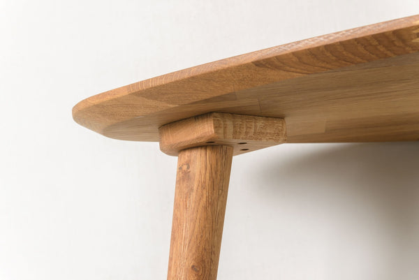 Escandi 2 stackable solid oak coffee tables | NordicStory