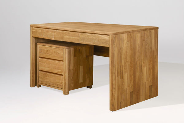 Elsa solid oak desk | NordicStory