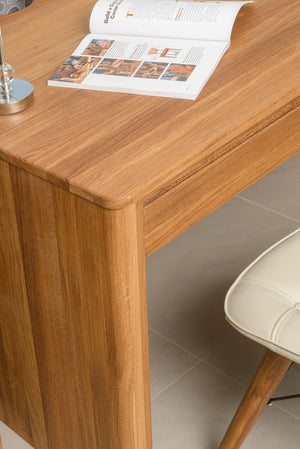 Elsa solid oak desk | NordicStory