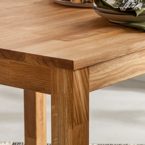 Eettafel van massief eikenhout Lemsiwood | NordicStory