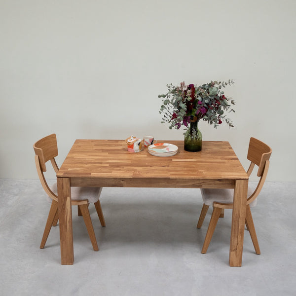 Mauritz 4 solid oak dining table | NordicStory