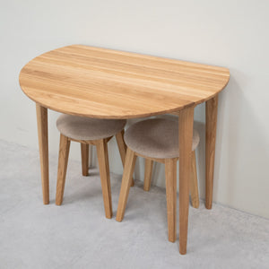 Pack de 2 o 4 Taburetes de Comedor de Madera Maciza Diana, tapizado | NordicStory