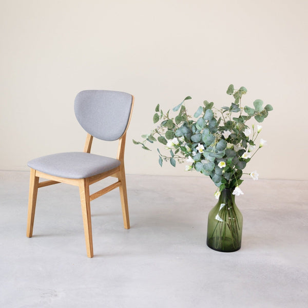 Pack de 2 o 4 Sillas de Comedor Nova, Estructura de Madera Maciza de Roble, Tapizado | NordicStory