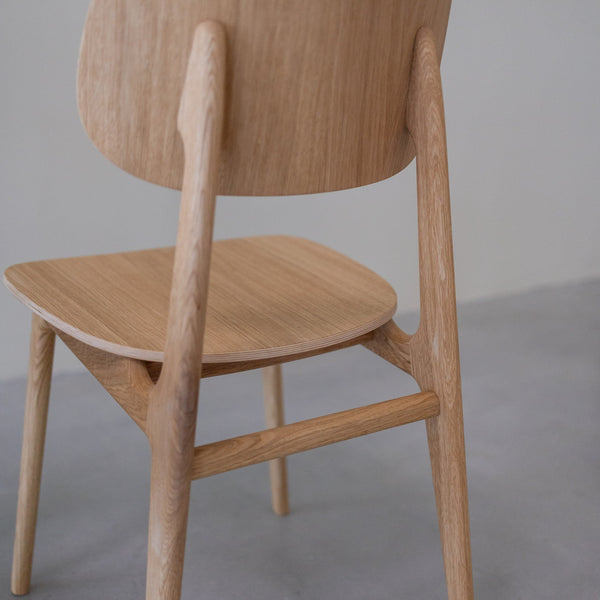 Pack de 2 o 4 Sillas de Comedor Varde, Estructura de Madera Maciza de Roble | NordicStory