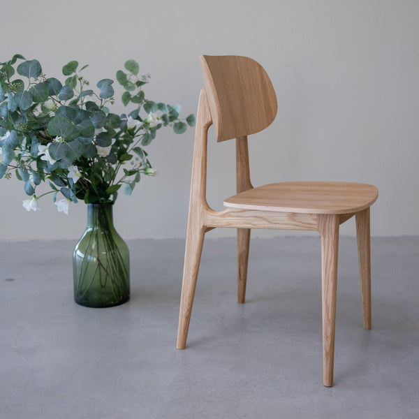 Pack de 2 o 4 Sillas de Comedor Varde, Estructura de Madera Maciza de Roble | NordicStory