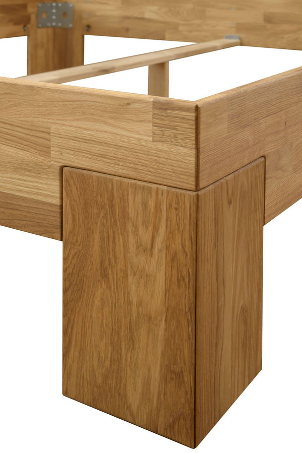 Cama de madera maciza de roble Sarah | NordicStory