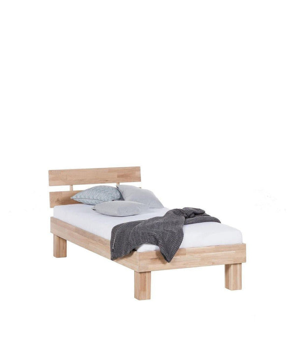 Cama de madera maciza de roble Judith | NordicStory