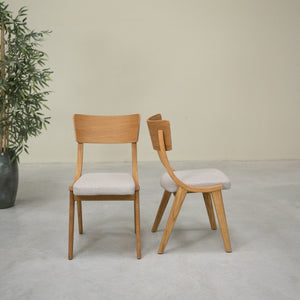 Set van 2 of 4 Lucas-eetkamerstoelen van massief eikenhout, met grijze of beige bekleding | NordicStory