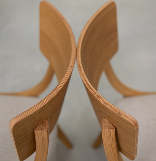 Set van 2 of 4 Lucas-eetkamerstoelen van massief eikenhout, met grijze of beige bekleding | NordicStory