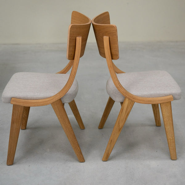 Set van 2 of 4 Lucas-eetkamerstoelen van massief eikenhout, met grijze of beige bekleding | NordicStory