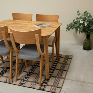 Set van 2 of 4 Lucas-eetkamerstoelen van massief eikenhout, met grijze of beige bekleding | NordicStory