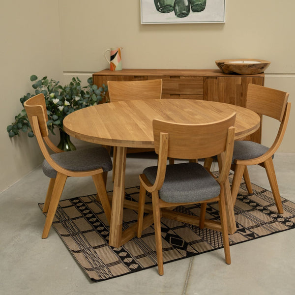 Set van 2 of 4 Lucas-eetkamerstoelen van massief eikenhout, met grijze of beige bekleding | NordicStory
