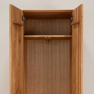Armario de 2 puertas de madera maciza roble Geneva | NordicStory