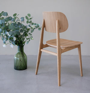 Pack de 2 o 4 Sillas de Comedor Varde, Estructura de Madera Maciza de Roble | NordicStory