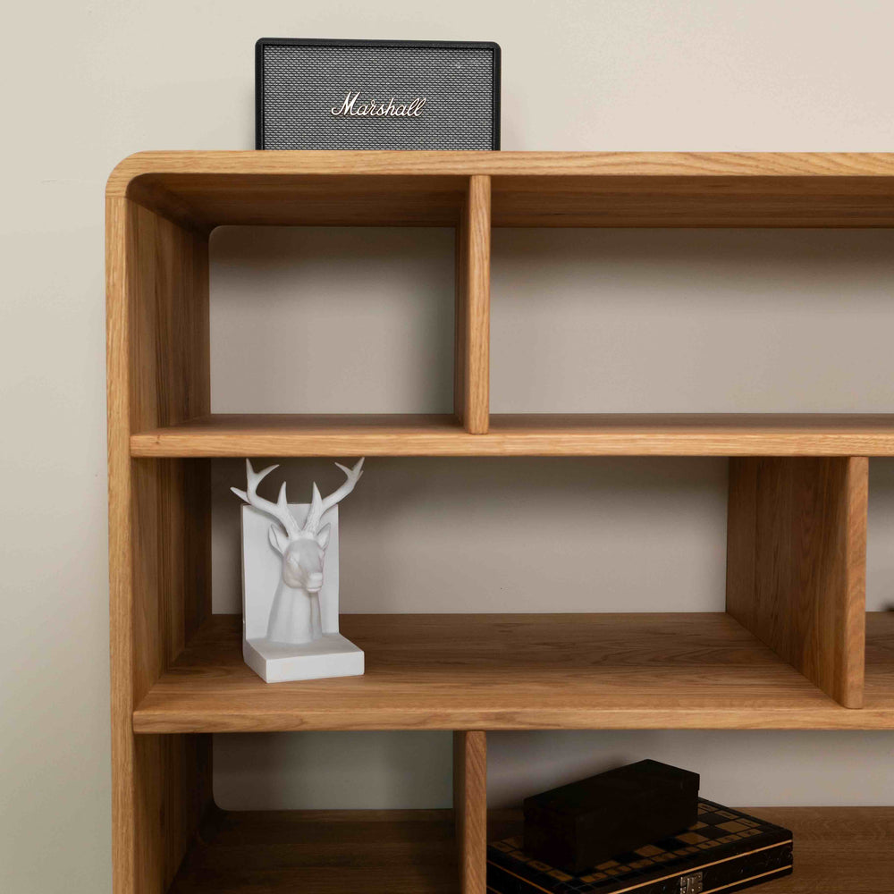 Libreria de madera maciza roble Geneva 1, 130 x 45 x 89 cm. | NordicStory