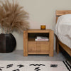 Mesita de noche de madera maciza de roble Valencia, 52,8 x 40 x 45 cm. | NordicStory