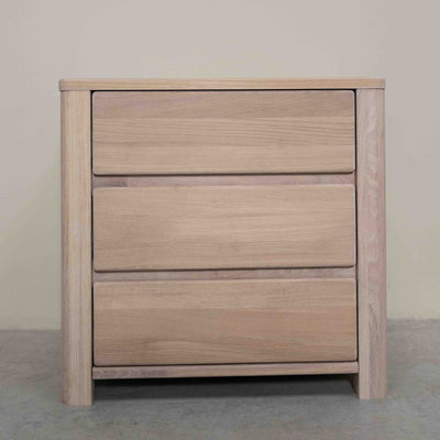 Mesita de madera maciza roble Elsa 30, 56,4 x 44 x 55 cm. | NordicStory