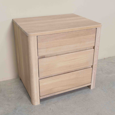 Mesita de madera maciza roble Elsa 30, 56,4 x 44 x 55 cm. | NordicStory
