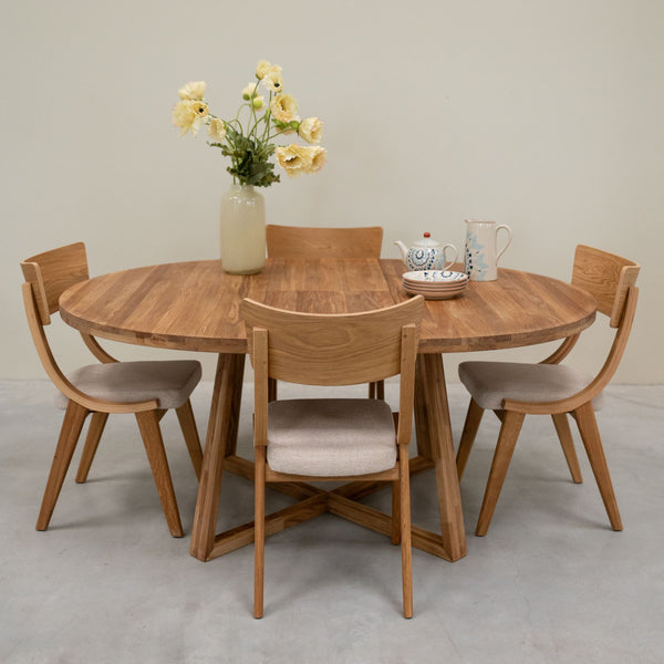 Mesa extensible de comedor de madera maciza de roble MOBY | NordicStory