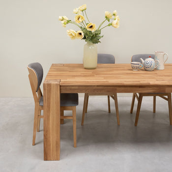 Mesa de comedor de madera maciza de roble Mauritz 3  RobleStore NordicStory