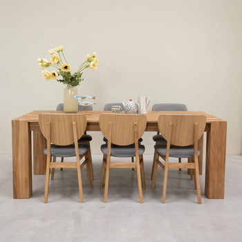 Mesa de comedor de madera maciza de roble Mauritz 3  RobleStore NordicStory