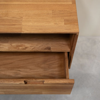 Mueble de TV de madera maciza de roble Escandi 2 Roble.Store NordicStory