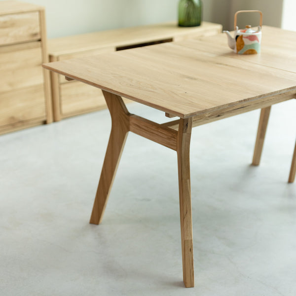 NordicStory Mesa extensible de comedor de madera maciza de roble Harold