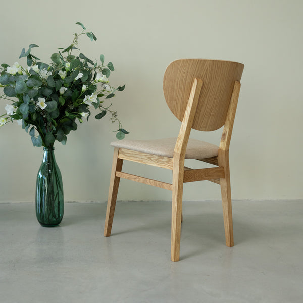 Pack of 2 or 4 Nova Dining Chairs, Solid Oak Frame, Upholstery | NordicStory